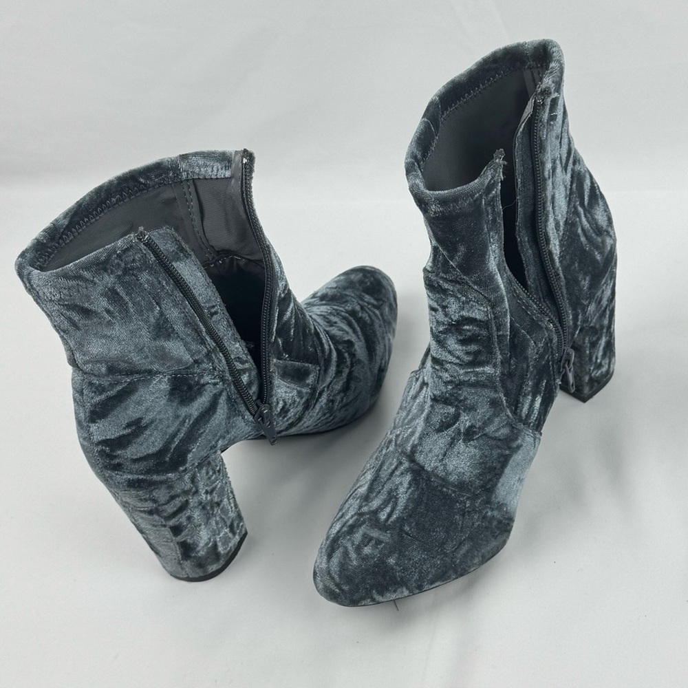 Steve Madden Gray Velvet Ankle Boots with Block Heel - Picture 8 of 12